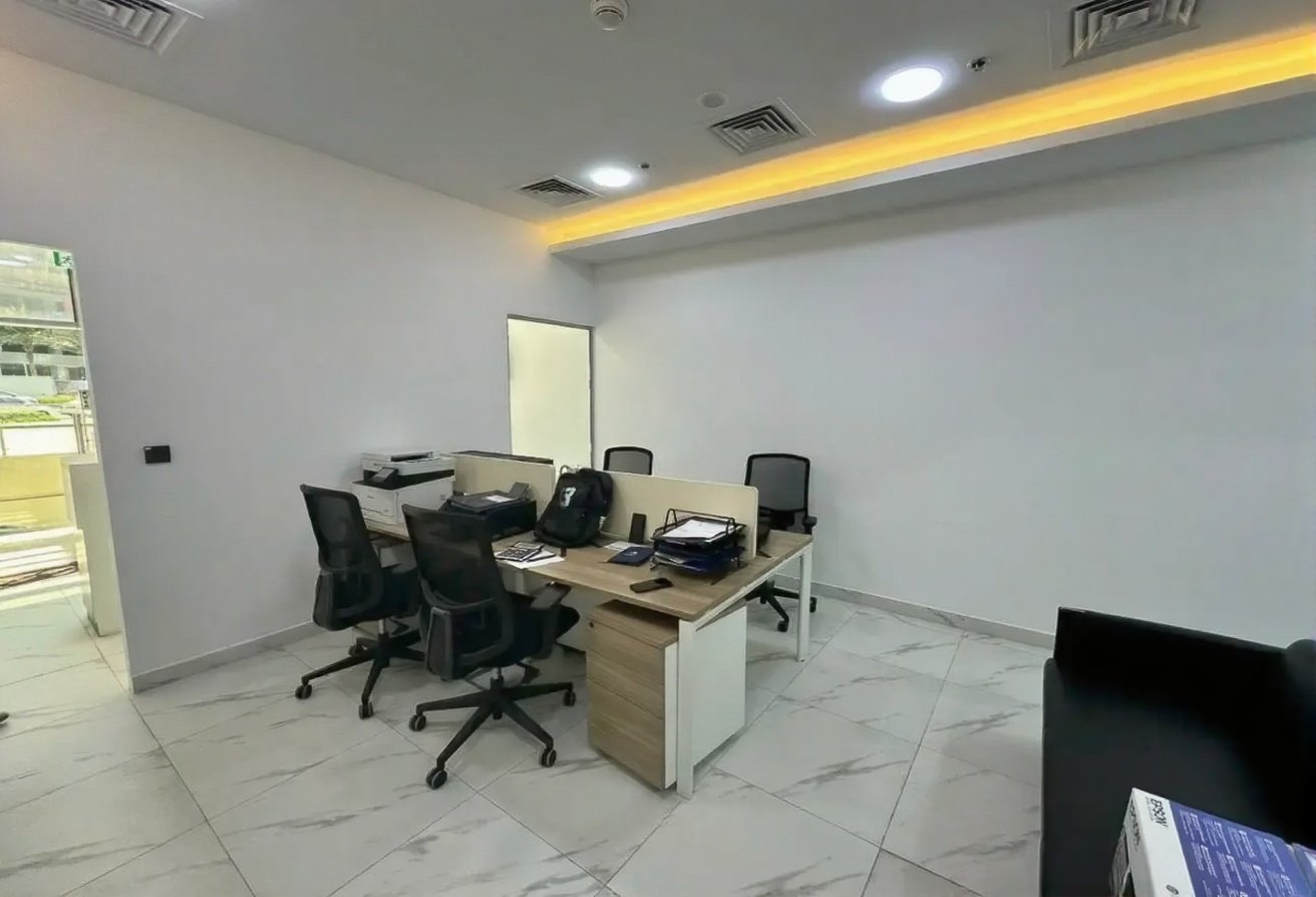 shop-space-for-custom-fitout-dubai.webp