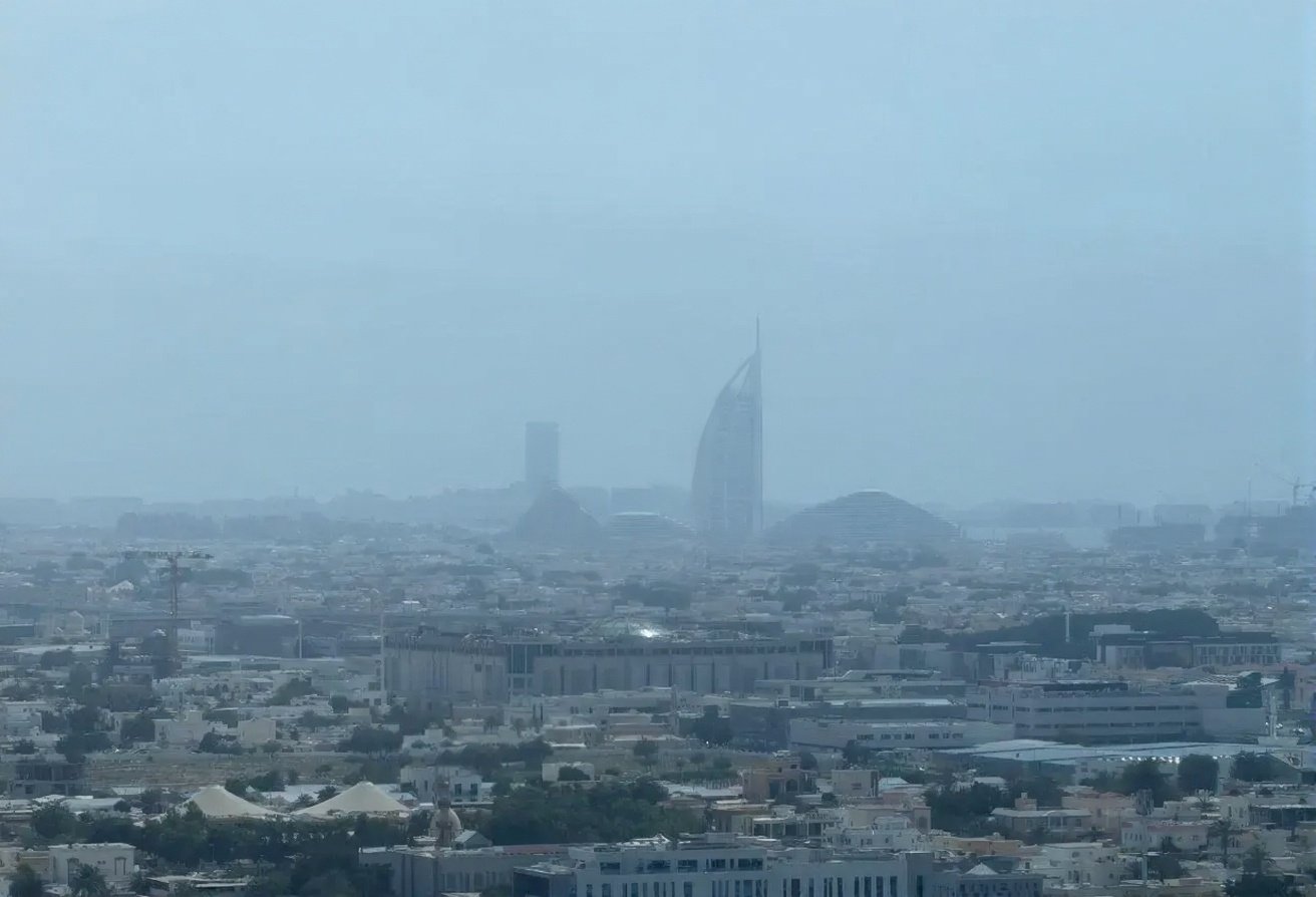 fitted-office-churchill-tower-dubai.webp