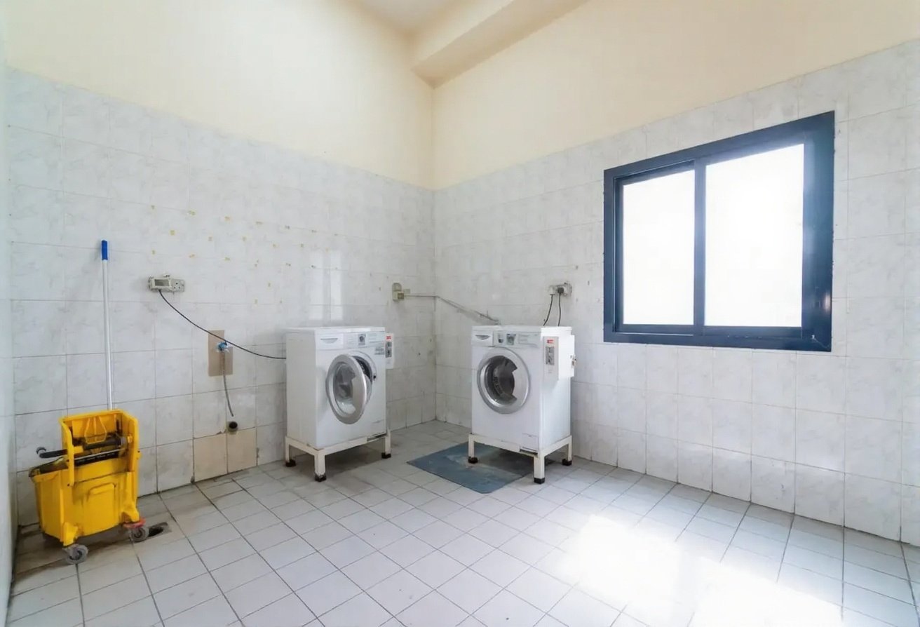 سكن-عمال-كامل-دور-جبل-علي.webp